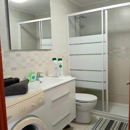 Апартаменты Perfectly Located With Pool