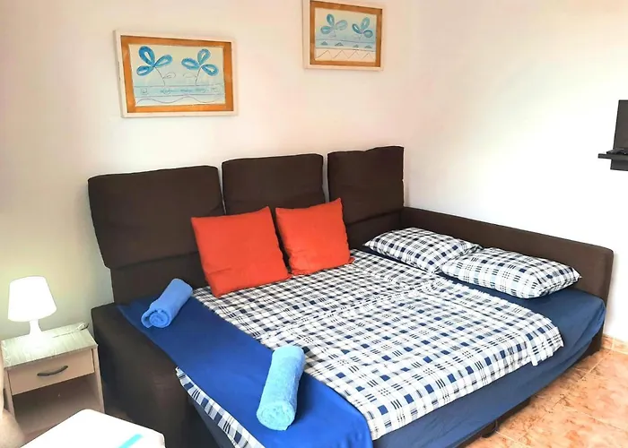 Perfectly Located With Pool Διαμέρισμα *